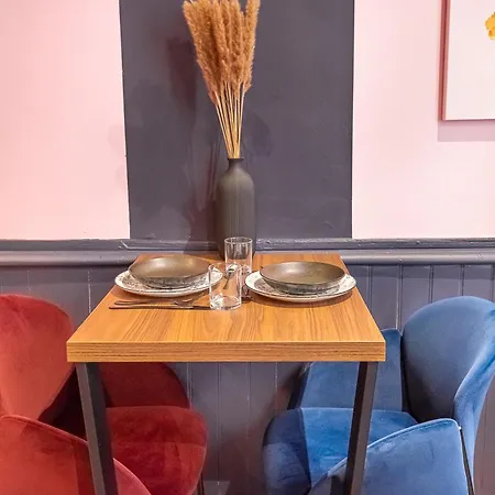 Apartment Atypical, Downtown, Fast Wi-fi - Le Cosy Pop Angers