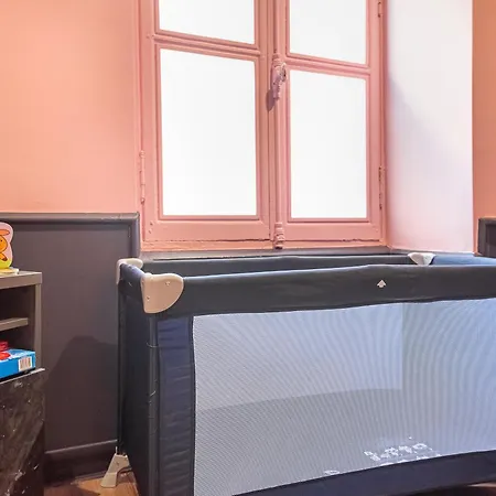 Atypical, Downtown, Fast Wi-fi - Le Cosy Pop Apartment