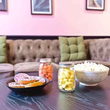 Apartment Atypical, Downtown, Fast Wi-fi - Le Cosy Pop Angers