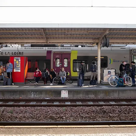 Atypical, Downtown, Fast Wi-fi - Le Cosy Pop Angers
